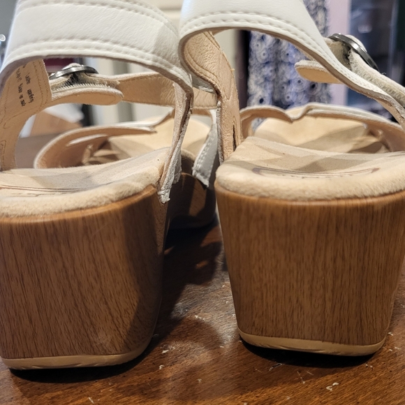 Dansko Women’s Season Leather Sandals White Size 38 (US 7.5-8) - Picture 5 of 10